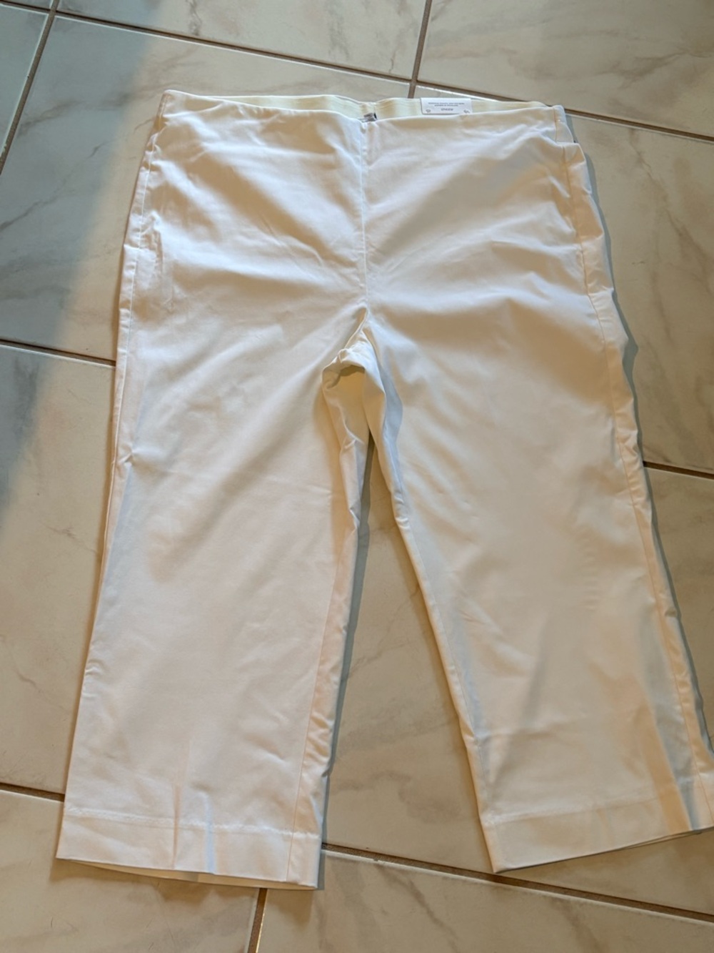 Chico's Cream Juliet Straight Leg Pants